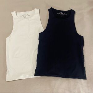 Aeropostale Seriously Soft Sculpt Tank Top Bundle Black and White Large